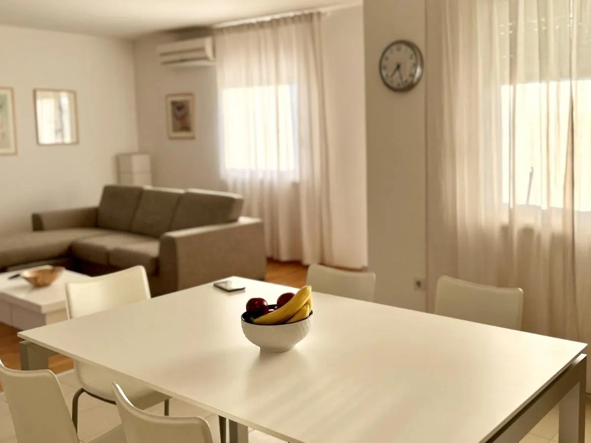 Apartment Sole Pula